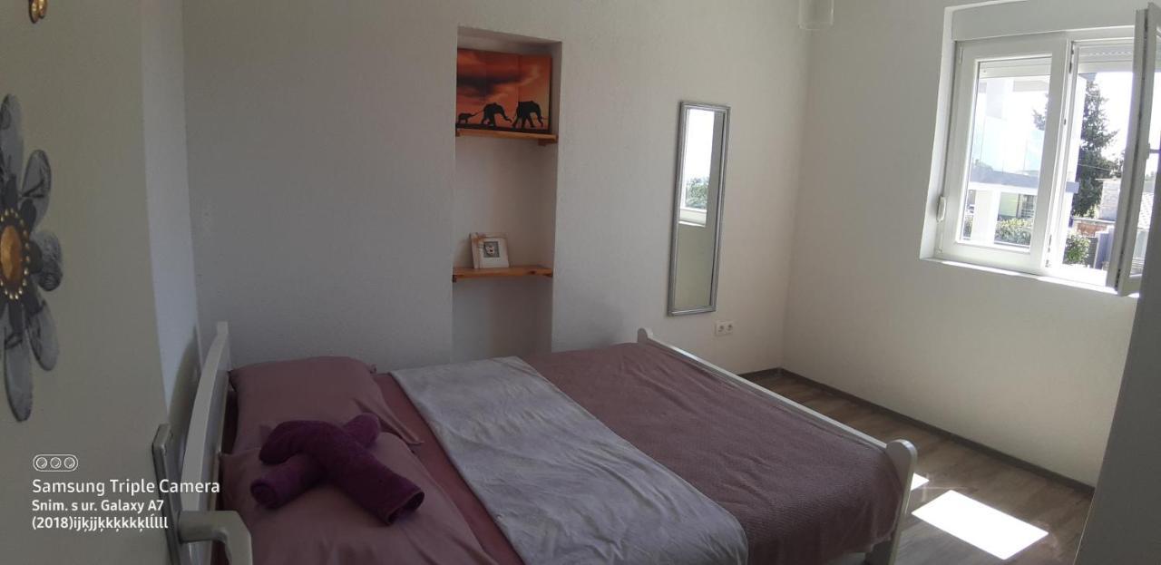 Ferienwohnung Katarina Pakoštane Exterior foto