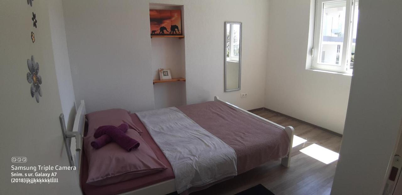 Ferienwohnung Katarina Pakoštane Exterior foto